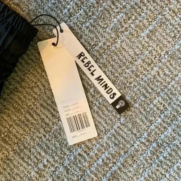 Rebel Minds Tracksuit - Picture 5 of 8